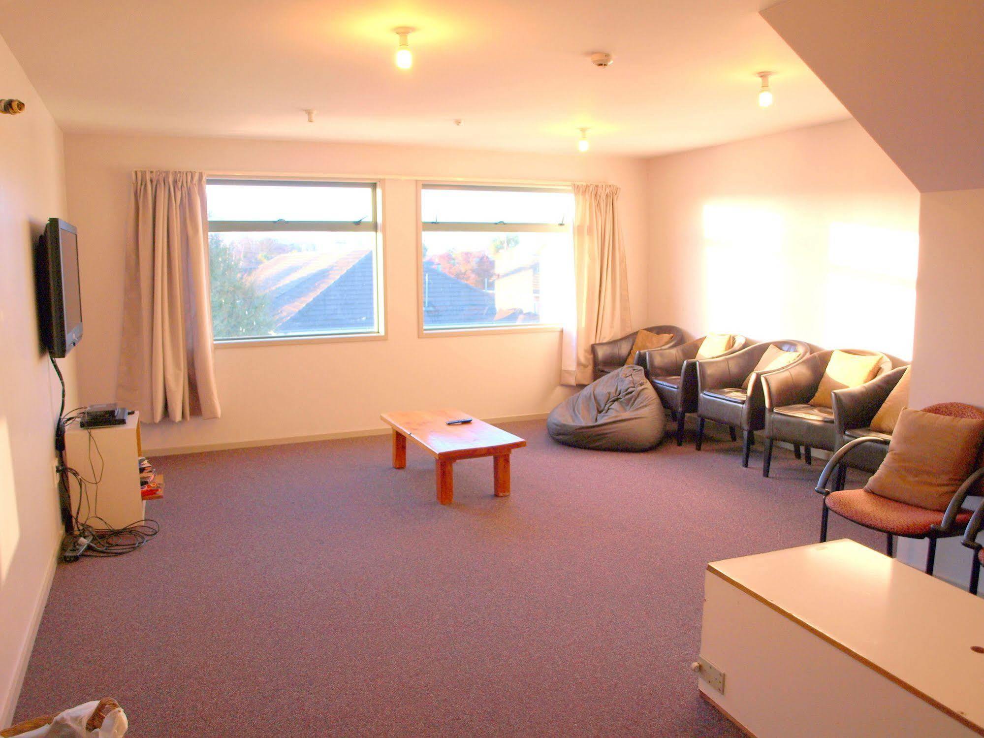 Kiwi House Hostel Christchurch Exteriör bild